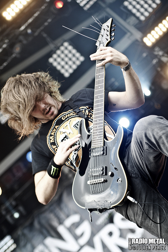 betraying_the_martyrs_jp_2012_06_15_07