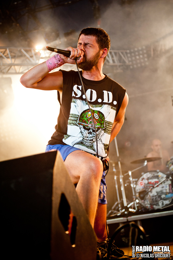 strong_as_ten_ng_2012_06_15_02
