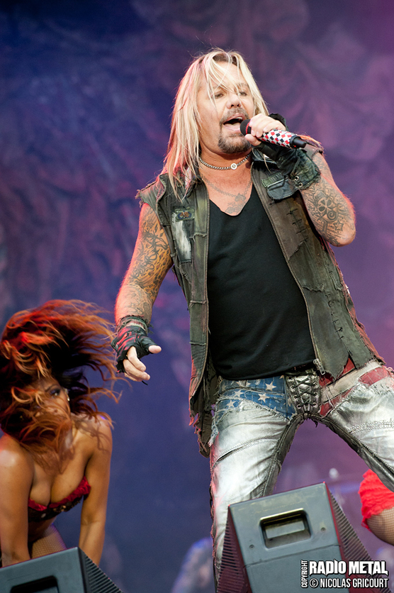 motley_crue_ng_2012_06_17_01