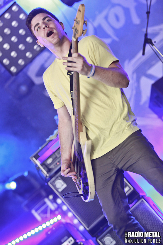 stick_to_your_guns_jp_2012_06_17_02