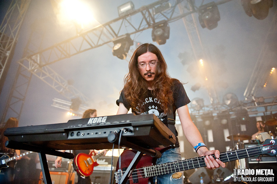 year_of_no_light_ng_2012_06_17_01