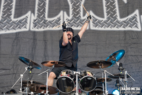 hellyeah_2013_06_21_03_ng