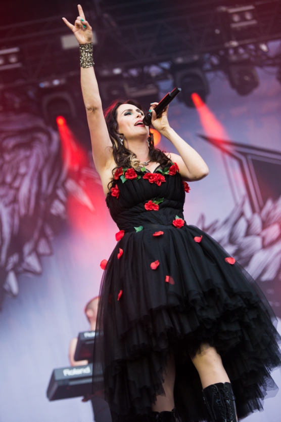 Within_Temptation_2016_06_18_11_sl