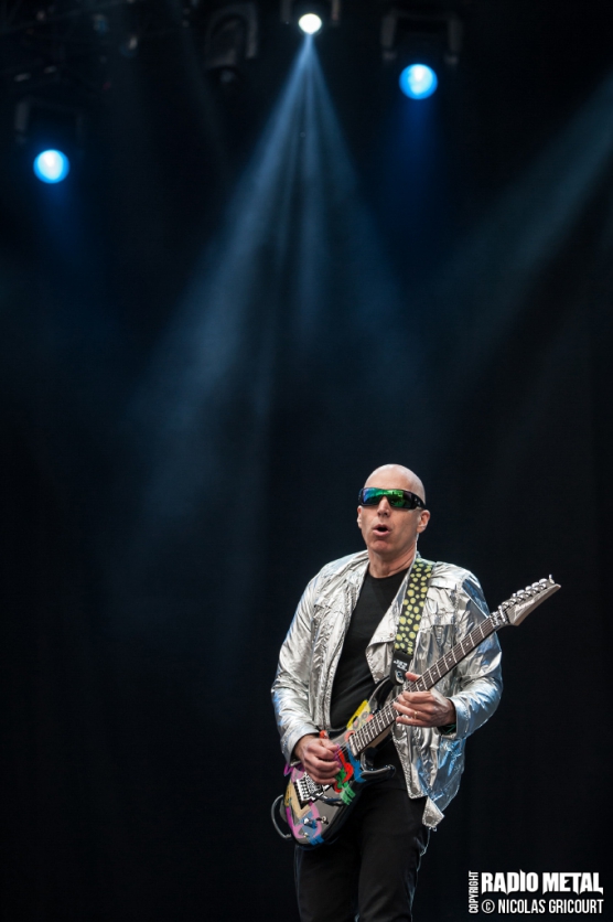 joe_satriani_2016_06_18_07_ng