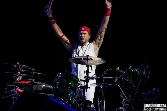 Red_Hot_Chili_Peppers_2016_10_16_01