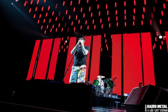 Red_Hot_Chili_Peppers_2016_10_16_04