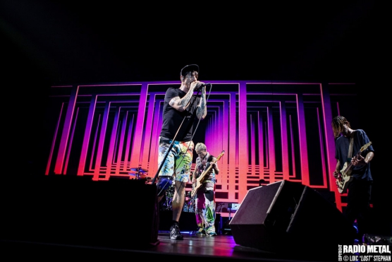 Red_Hot_Chili_Peppers_2016_10_16_06